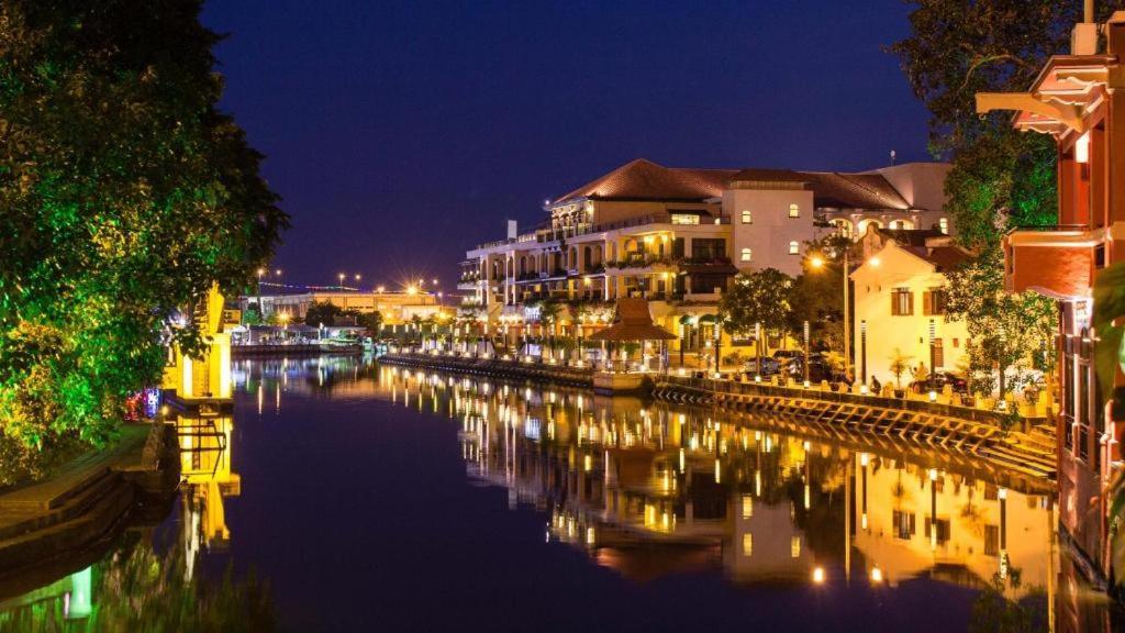มายจองเกอร์โฮม Apartment Malacca ภายนอก รูปภาพ